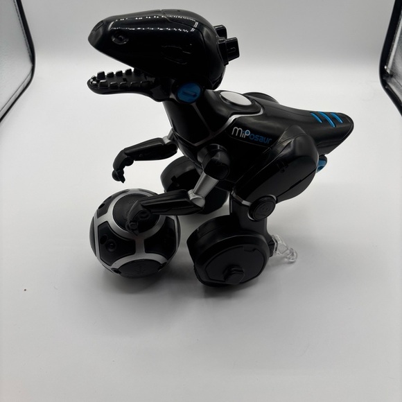 WowWee Miposaur The Future Of Prehistoric Interactive Robot Dinosaur Pet Works - Picture 7 of 11